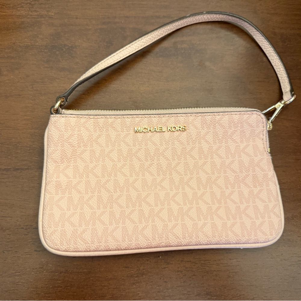 Michael Kors Wristlet